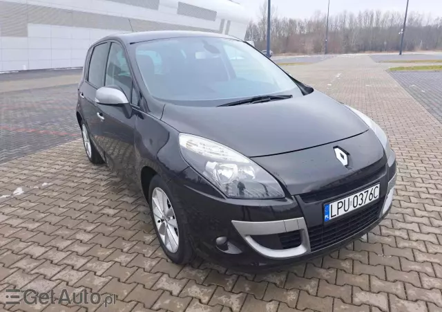 RENAULT Scenic 1.6 16V TomTom Edition