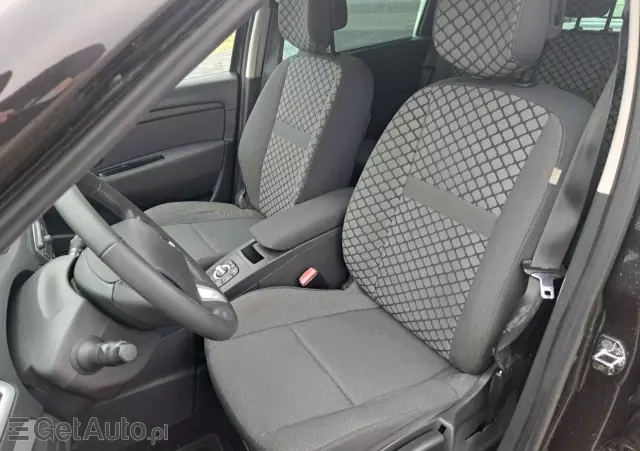 RENAULT Scenic 1.6 16V TomTom Edition