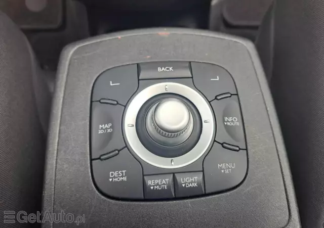 RENAULT Scenic 1.6 16V TomTom Edition