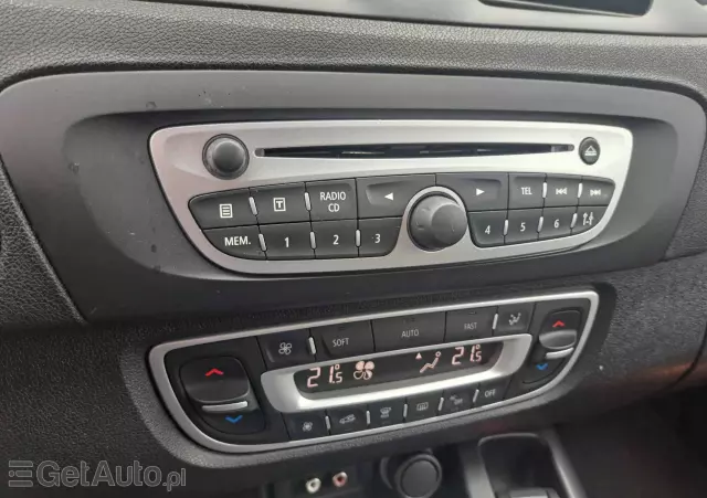 RENAULT Scenic 1.6 16V TomTom Edition