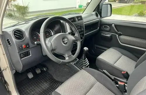 SUZUKI Jimny 