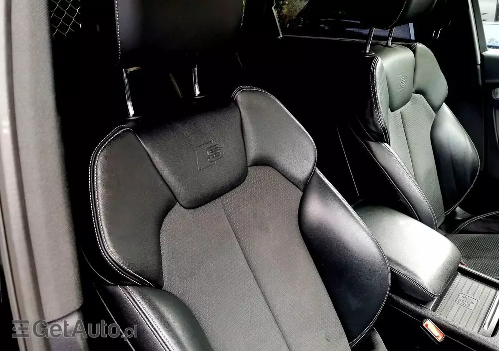 AUDI Q5 40 TDI quattro S tronic S line