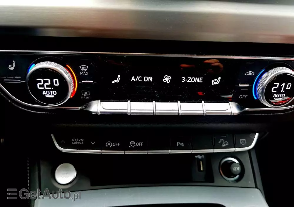 AUDI Q5 40 TDI quattro S tronic S line