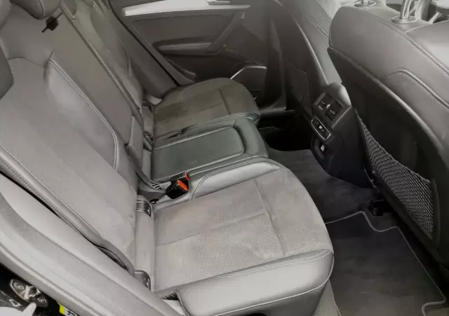 AUDI Q5 40 TDI quattro S tronic S line