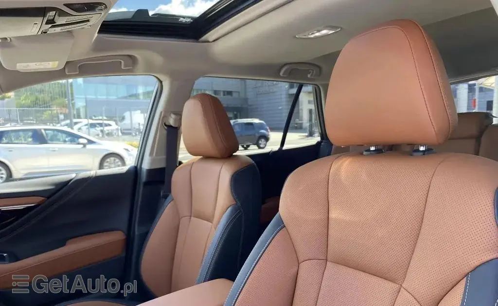 SUBARU Outback 