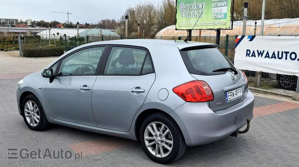 TOYOTA Auris 1.33 VVT-i Luna