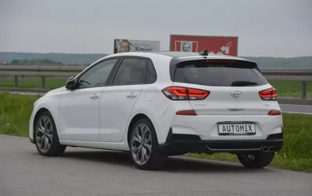 HYUNDAI I30 N 1.4 T-GDI Line DCT