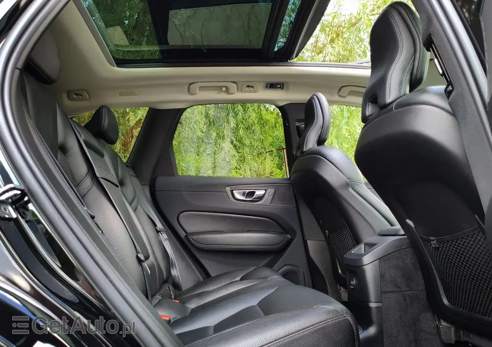 VOLVO XC 60 T8 Plug-In Hybrid AWD Inscription