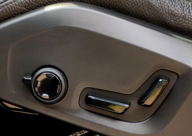 VOLVO XC 60 T8 Plug-In Hybrid AWD Inscription