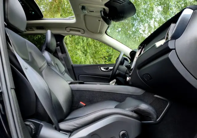 VOLVO XC 60 T8 Plug-In Hybrid AWD Inscription