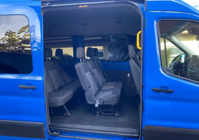 FORD Transit 330 L2H2 Ambiente