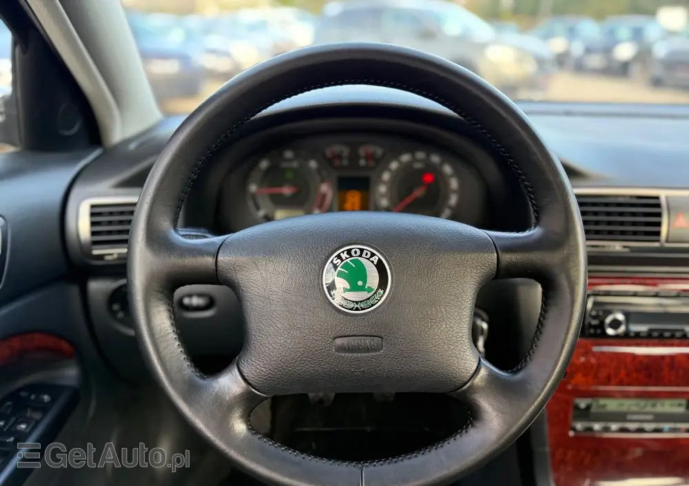 SKODA Superb 1,9 TDI Comfort