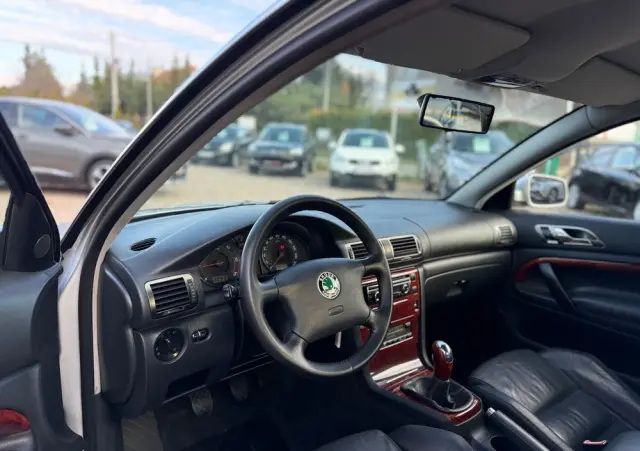 SKODA Superb 1,9 TDI Comfort