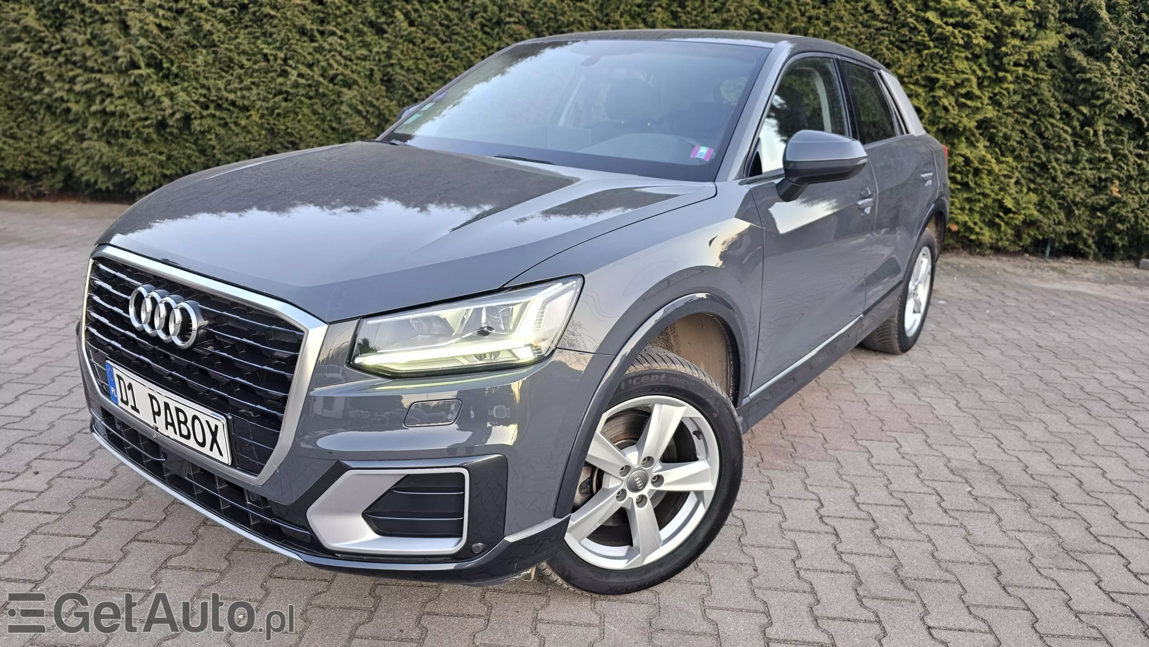 AUDI Q2 S tronic