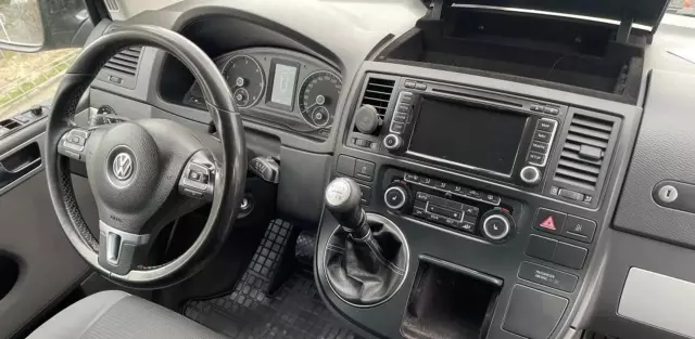 VOLKSWAGEN Multivan 2.0 TDI (180 KM) 4MOTION