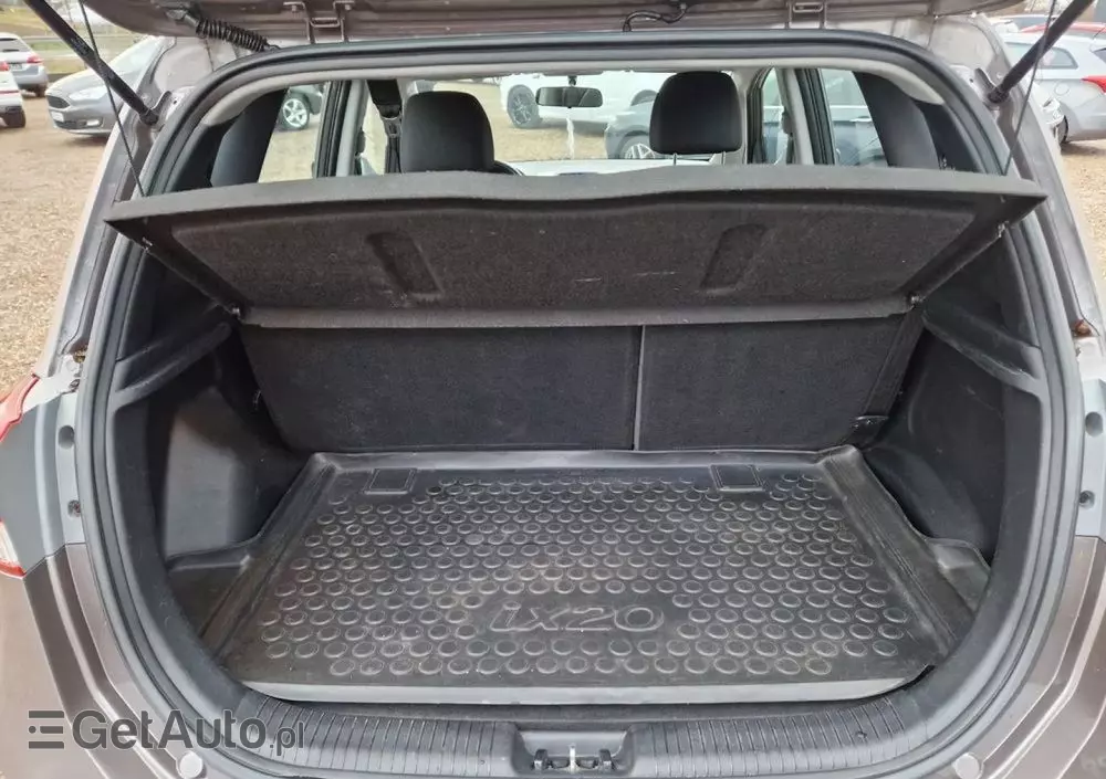 HYUNDAI Ix20 1.4 blue Comfort