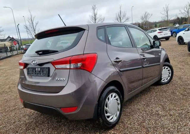 HYUNDAI Ix20 1.4 blue Comfort