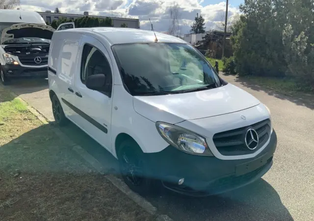 MERCEDES-BENZ CITAN 109 CDI 