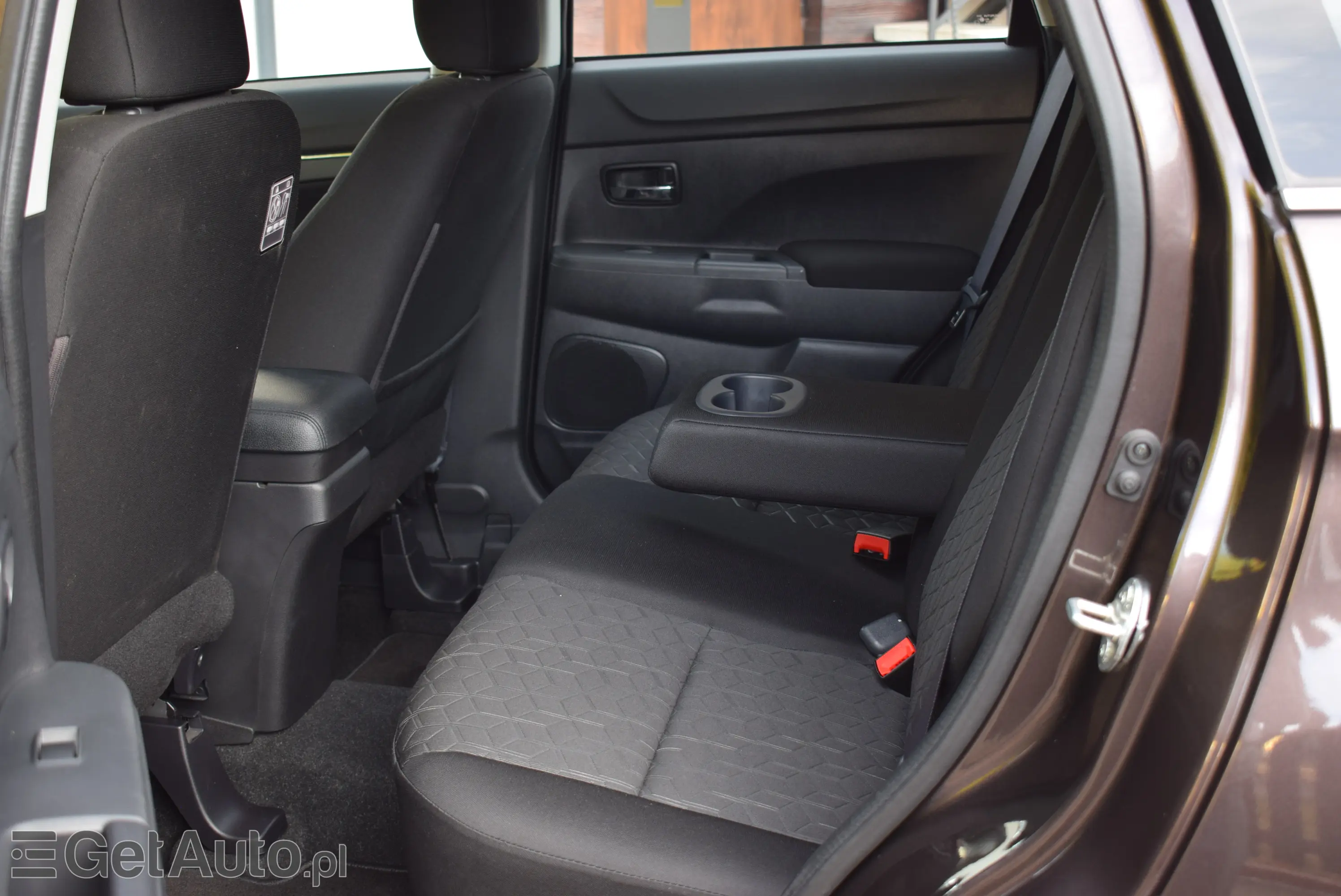 MITSUBISHI ASX Invite