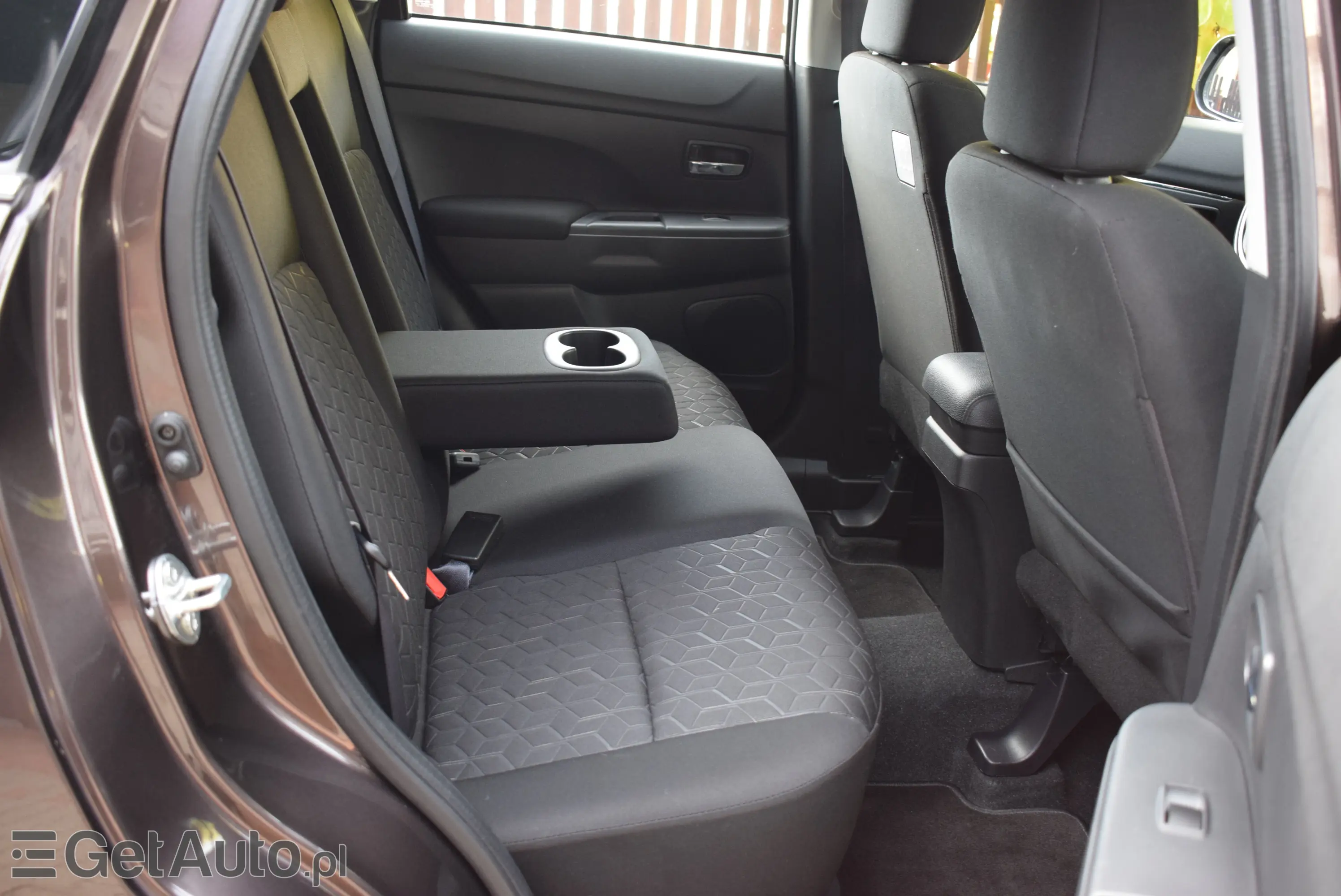 MITSUBISHI ASX Invite