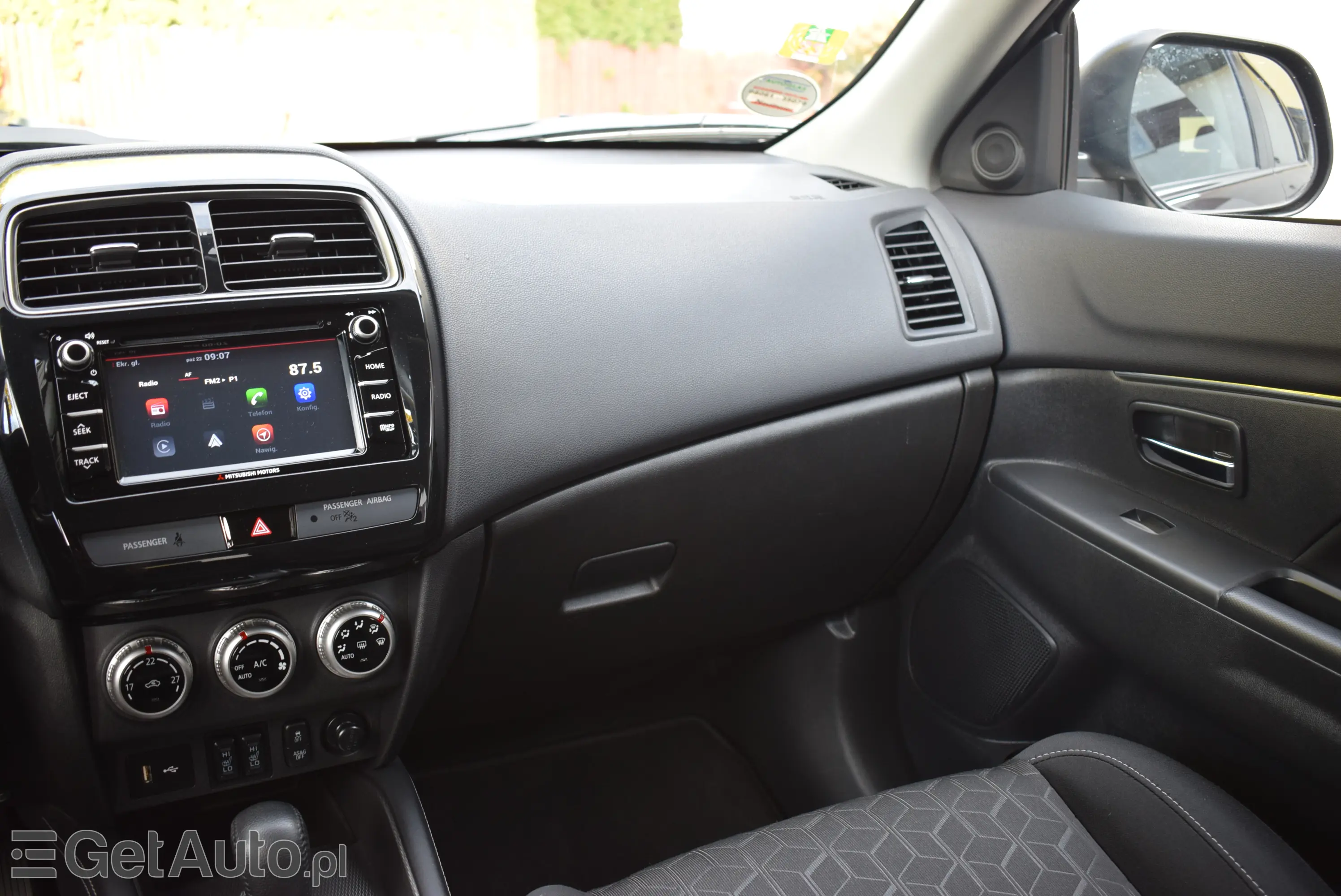 MITSUBISHI ASX Invite