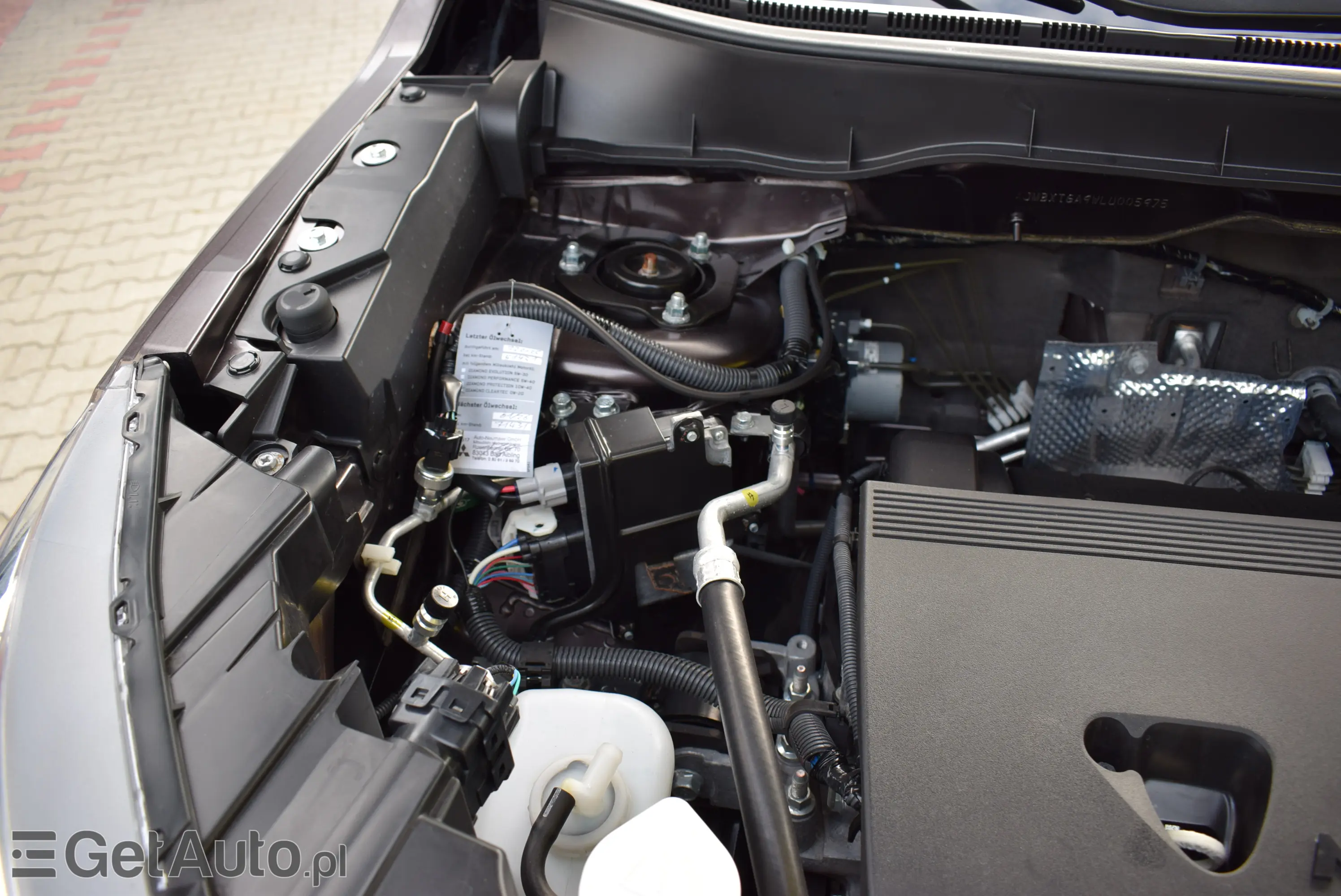 MITSUBISHI ASX Invite