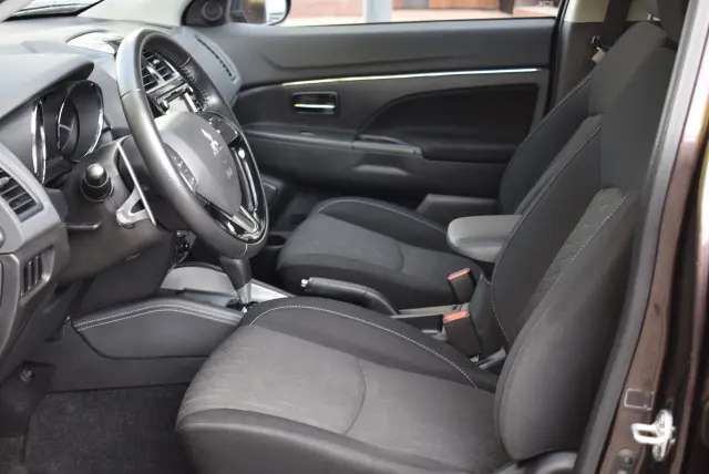 MITSUBISHI ASX Invite