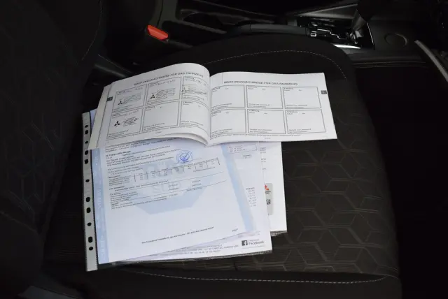 MITSUBISHI ASX Invite