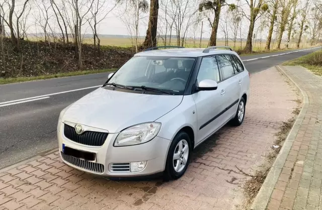 SKODA Fabia 
