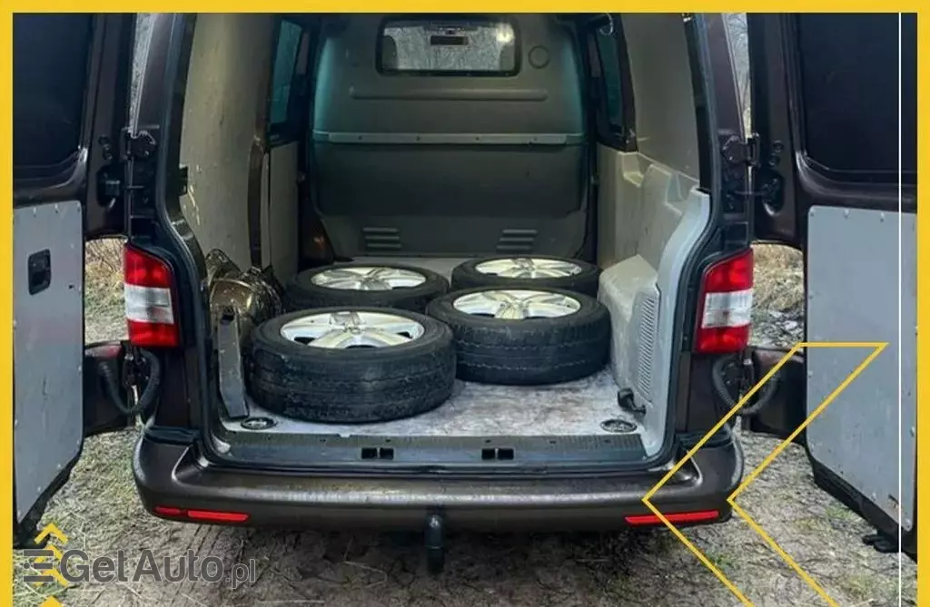 VOLKSWAGEN TRANSPORTER 