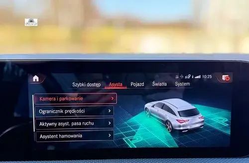 MERCEDES-BENZ CLA 