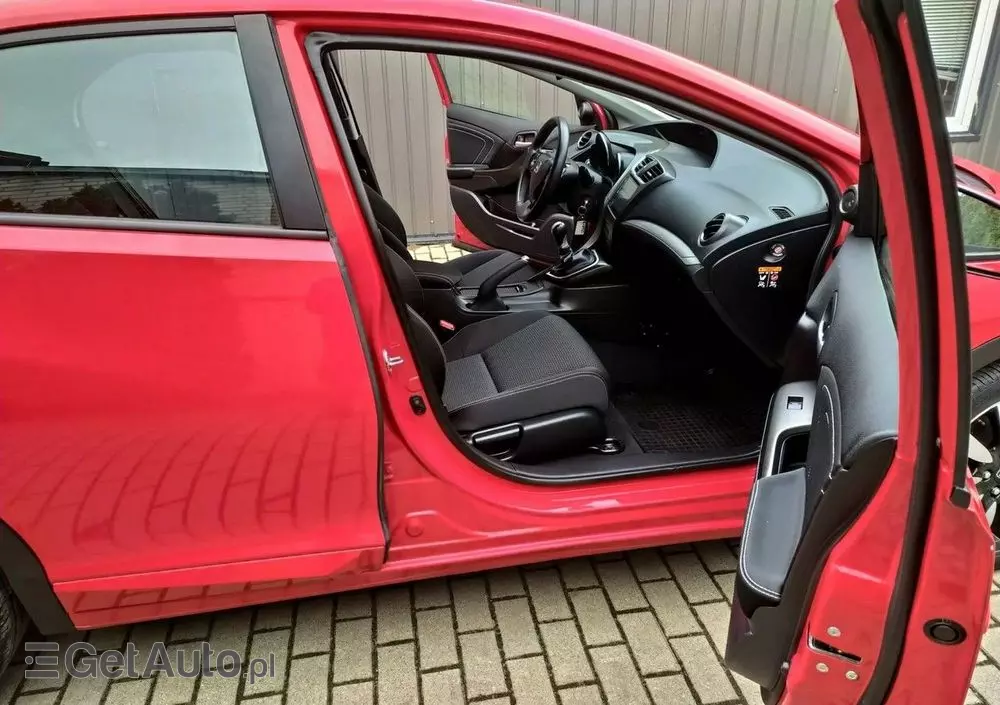 HONDA Civic 1.8 i-VTEC Elegance