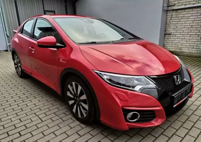 HONDA Civic 1.8 i-VTEC Elegance