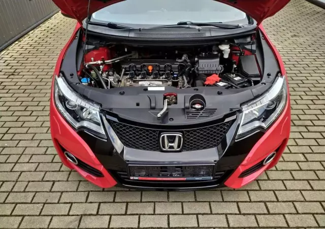 HONDA Civic 1.8 i-VTEC Elegance