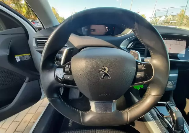 PEUGEOT 308 BlueHDi 130 EAT8 Allure Pack