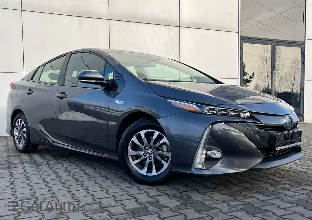 TOYOTA Prius Plug-in 1.8 Hybrid Prestige