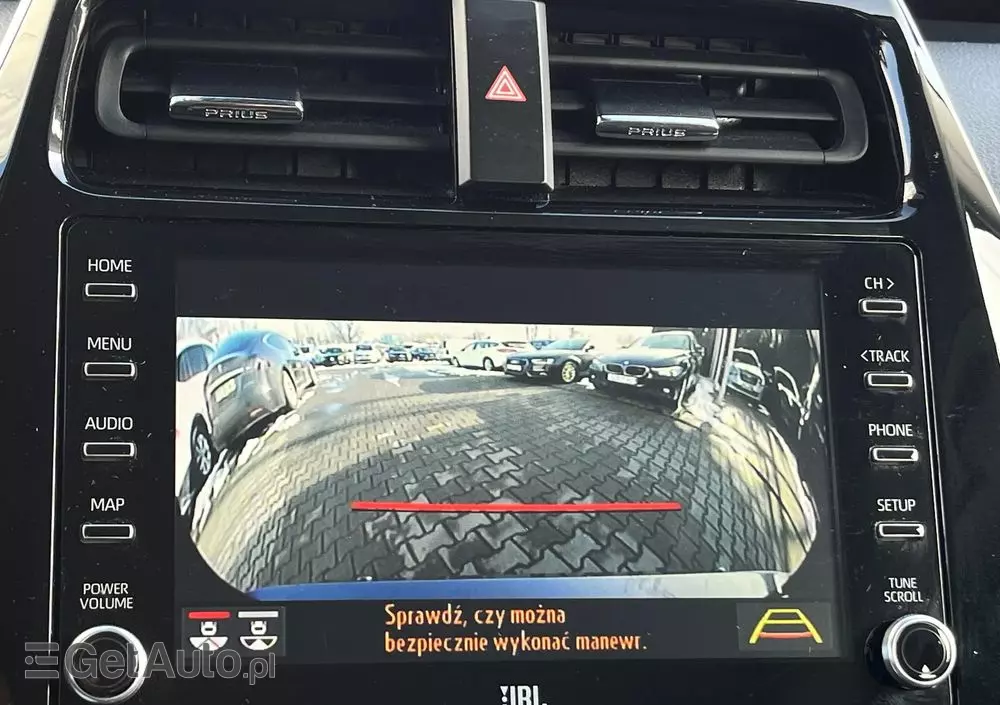 TOYOTA Prius Plug-in 1.8 Hybrid Prestige