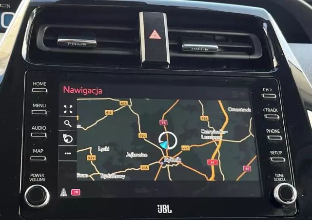 TOYOTA Prius Plug-in 1.8 Hybrid Prestige