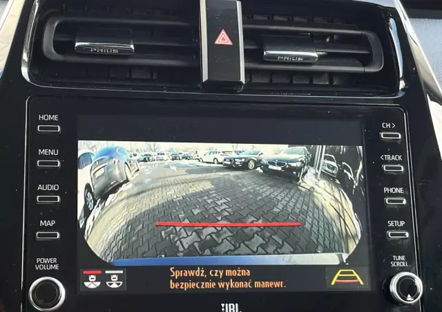 TOYOTA Prius Plug-in 1.8 Hybrid Prestige