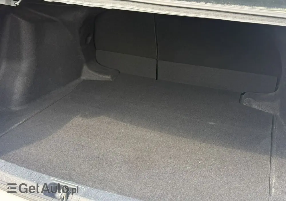 TOYOTA Corolla 1.5 Comfort MS