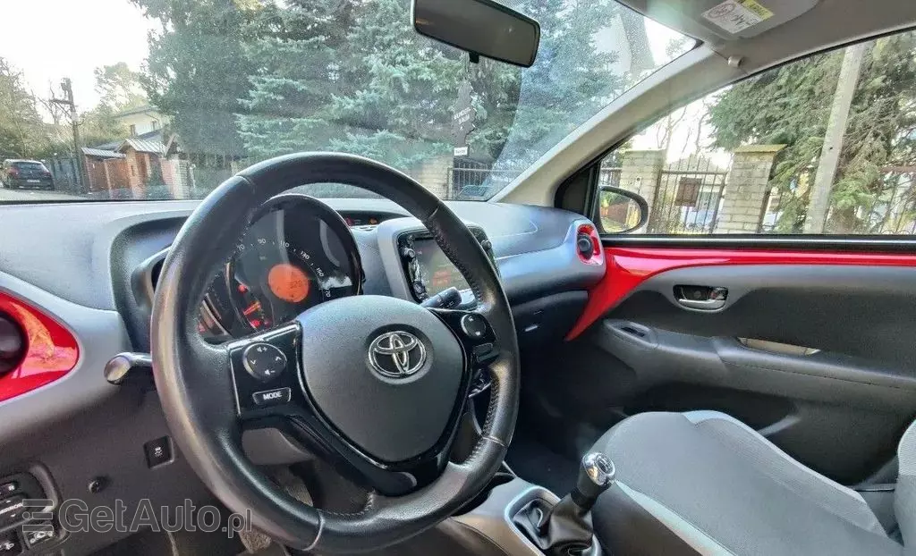 TOYOTA Aygo 