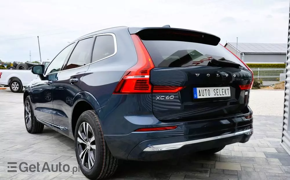 VOLVO XC 60 T6 AWD Plug-In Hybrid Inscription Expression