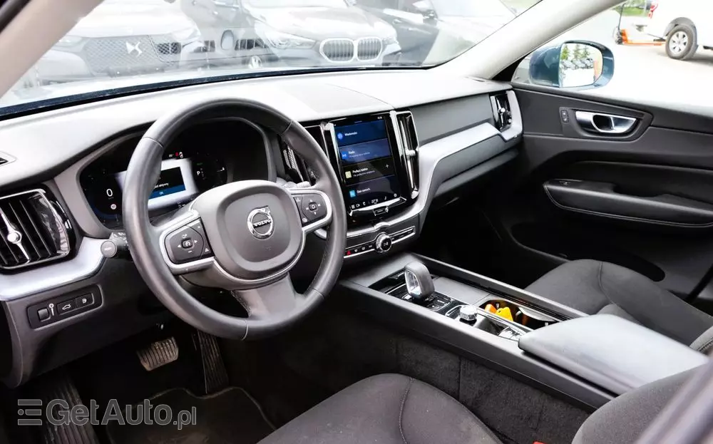 VOLVO XC 60 T6 AWD Plug-In Hybrid Inscription Expression