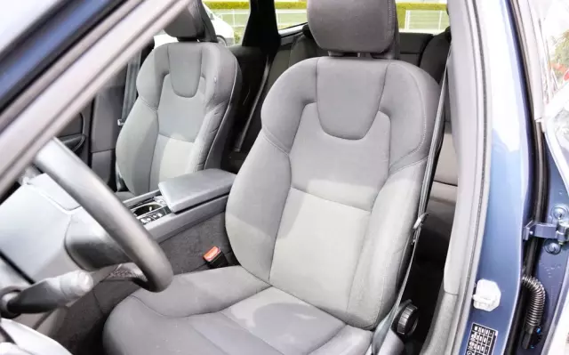 VOLVO XC 60 T6 AWD Plug-In Hybrid Inscription Expression