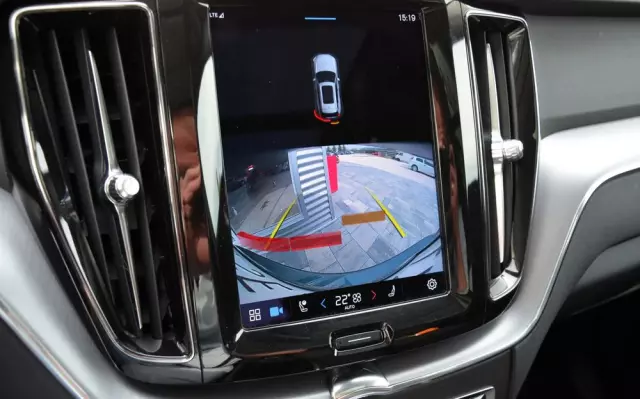 VOLVO XC 60 T6 AWD Plug-In Hybrid Inscription Expression