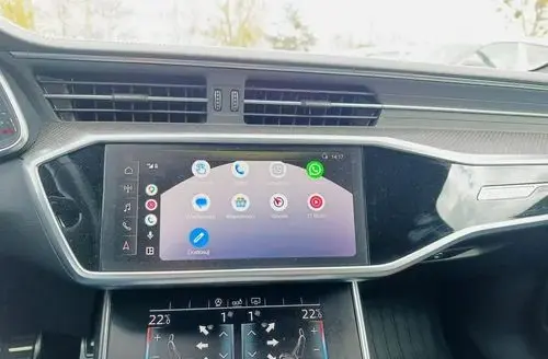 AUDI S6 