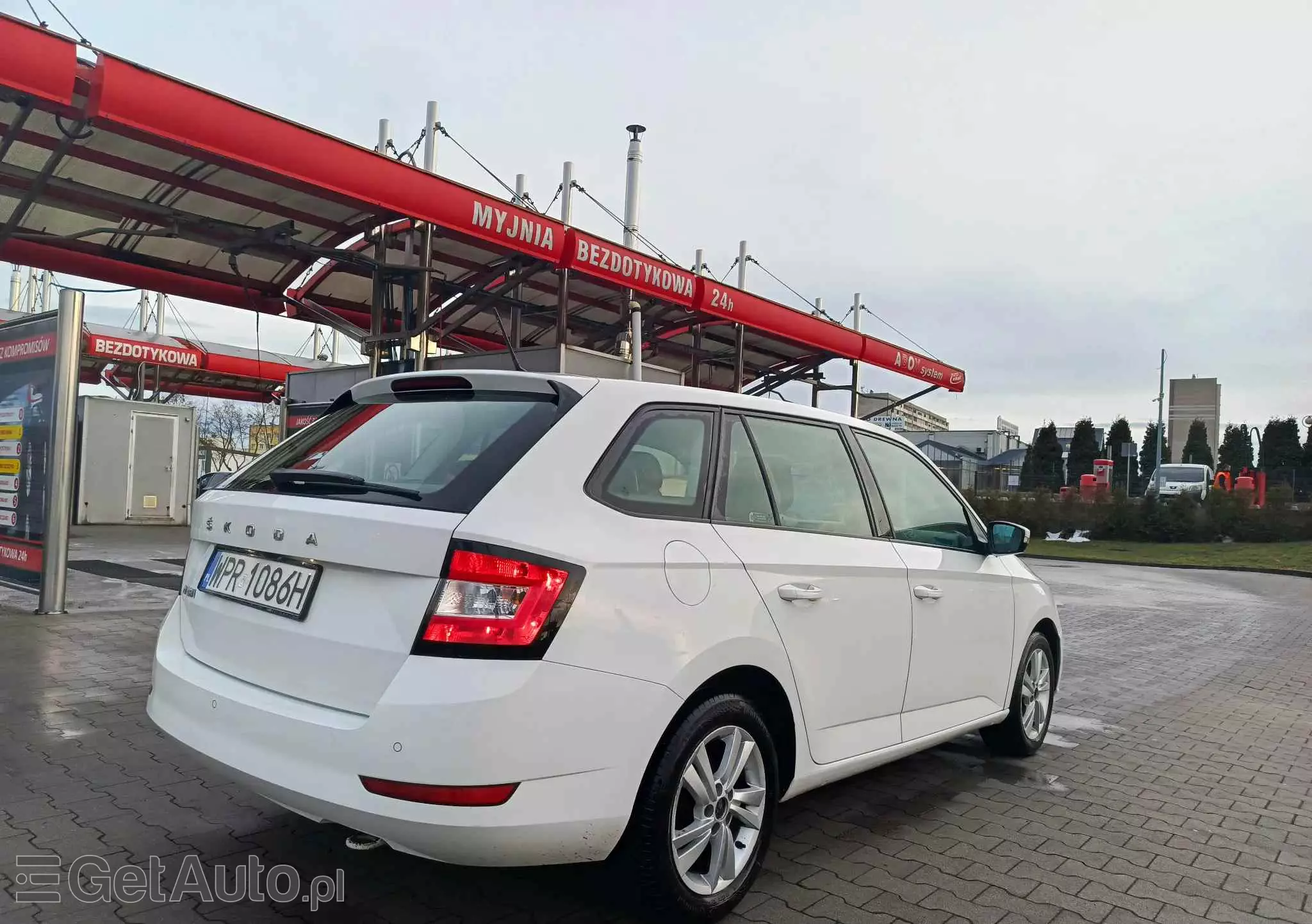 SKODA Fabia 1.0 TSI Ambition