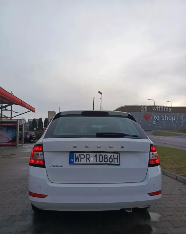 SKODA Fabia 1.0 TSI Ambition