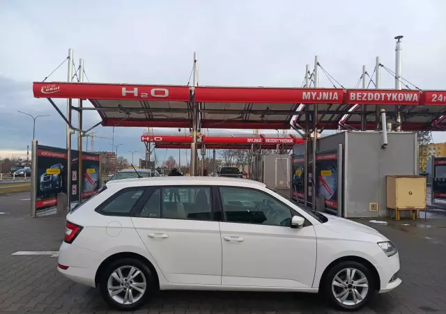 SKODA Fabia 1.0 TSI Ambition