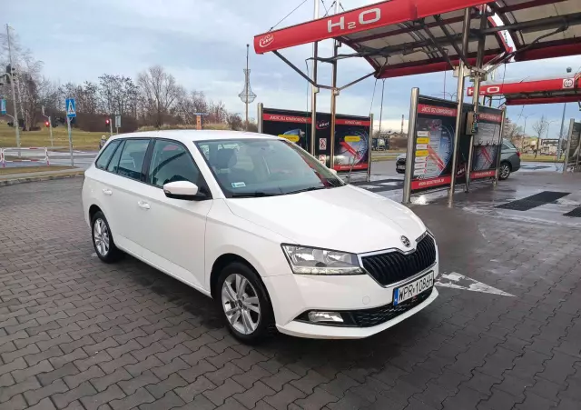 SKODA Fabia 1.0 TSI Ambition